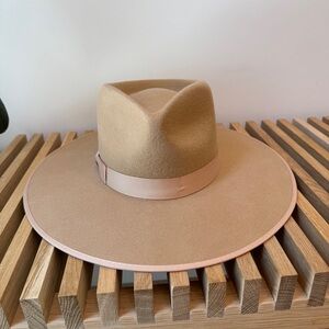 Lack Of Color Caramel Rancher size S